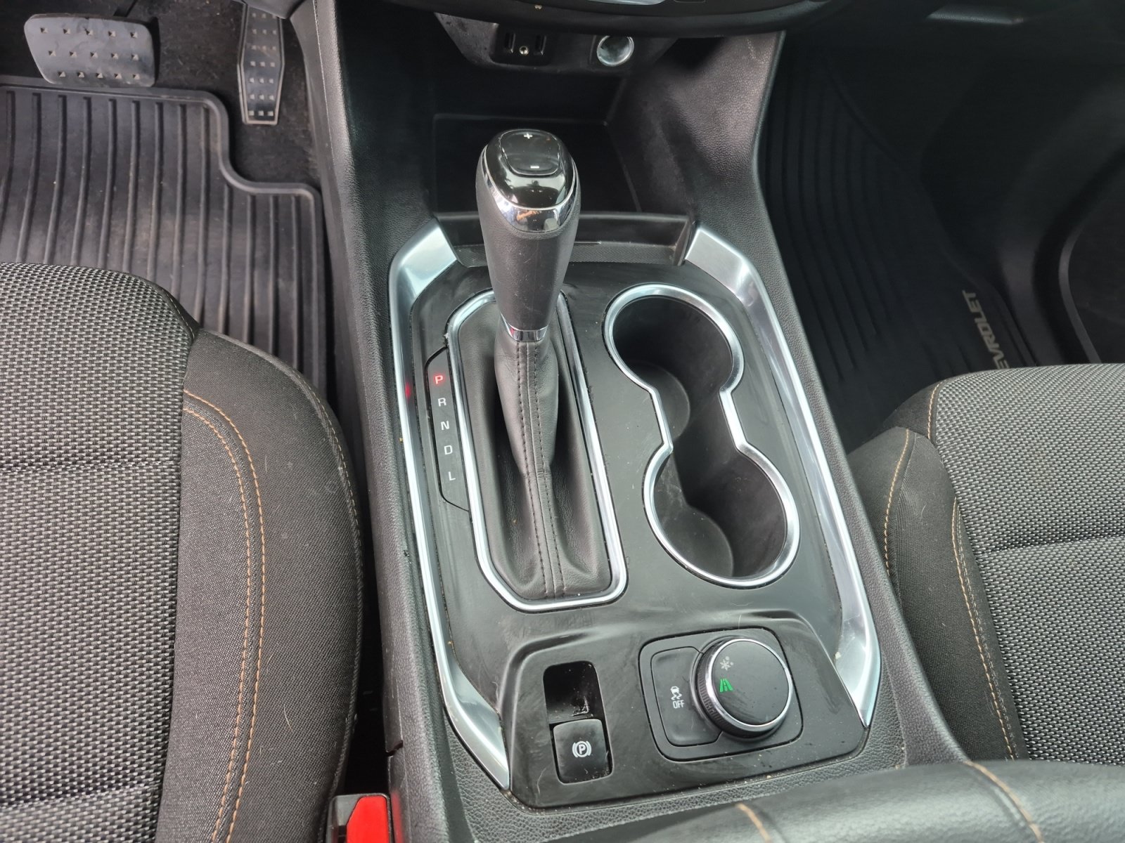 Used 2018 Chevrolet Traverse LS FWD image 12