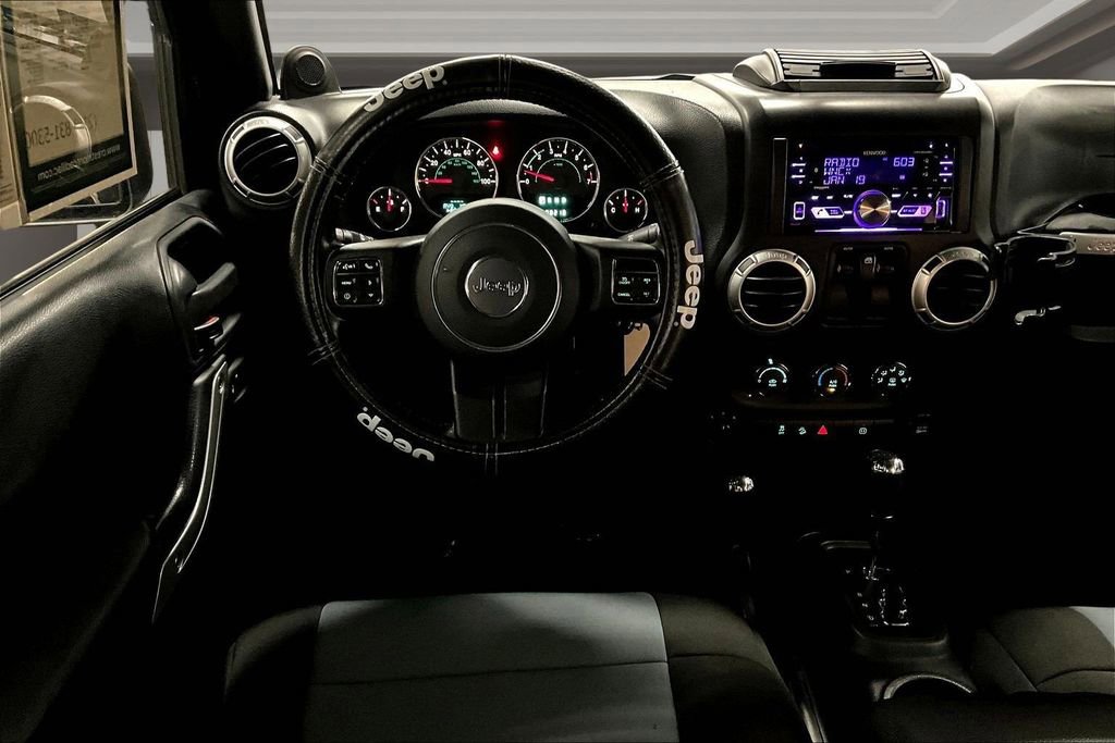 Used 2012 Jeep Wrangler Sahara w/ Connectivity Group image 8