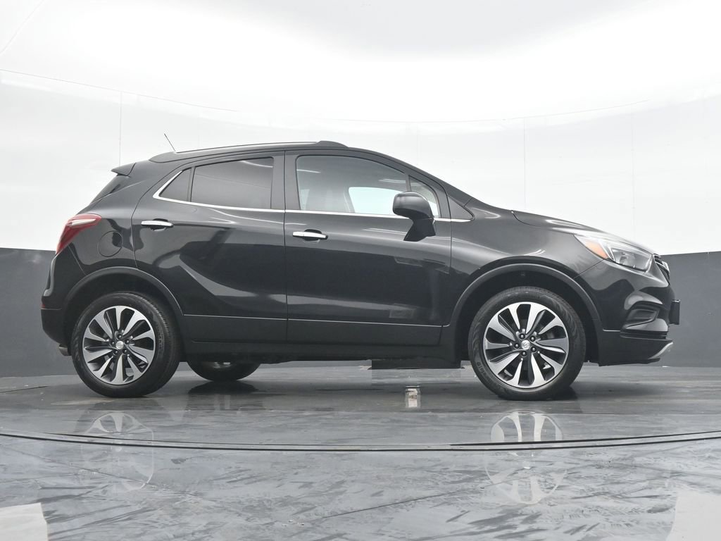 Used 2022 Buick Encore Preferred w/ Safety Package AWD/4WD image 31