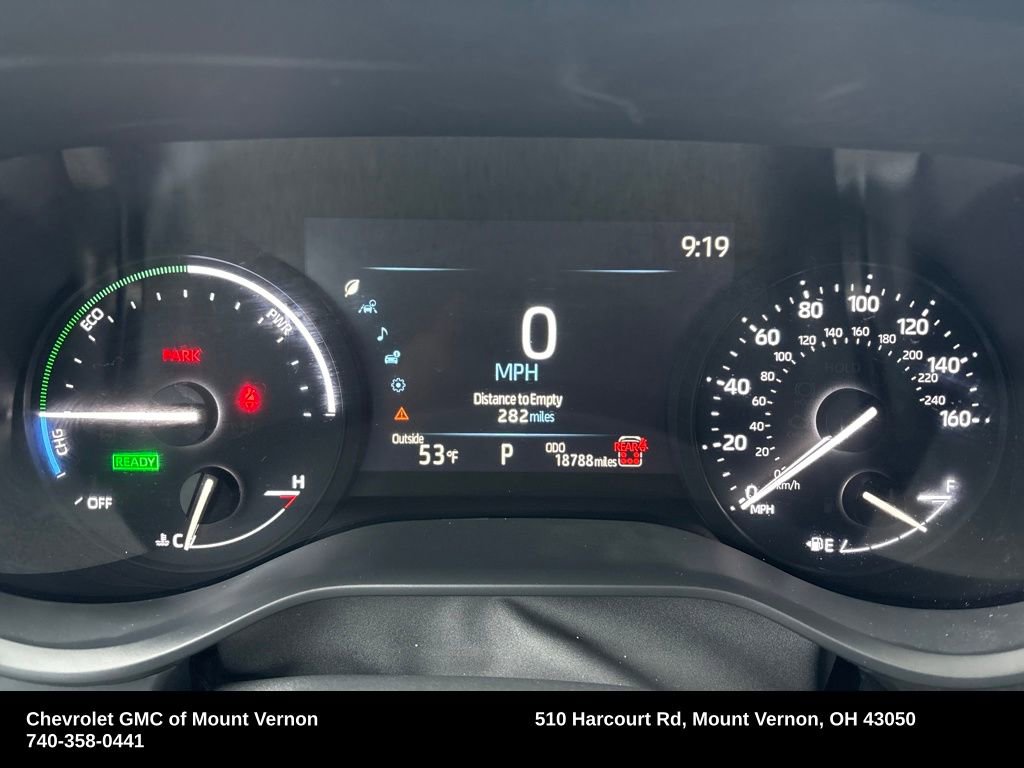 Used 2025 Toyota Sienna XLE image 16