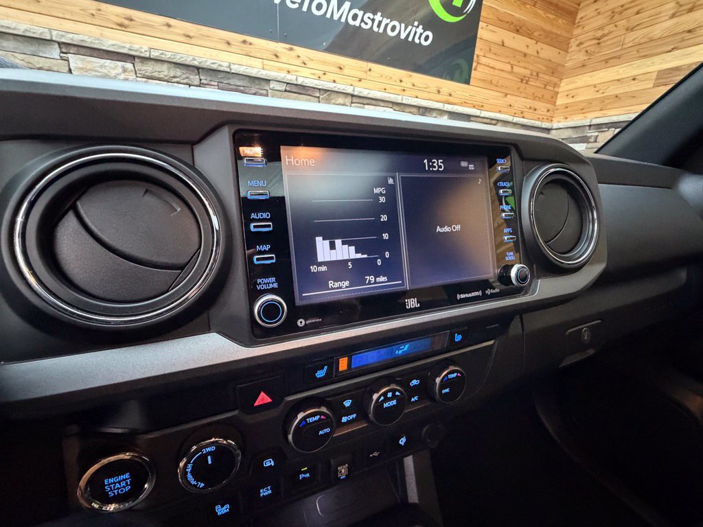 Used 2020 Toyota Tacoma TRD Off-Road w/ TRD Premium Off Road Package AWD/4WD image 34