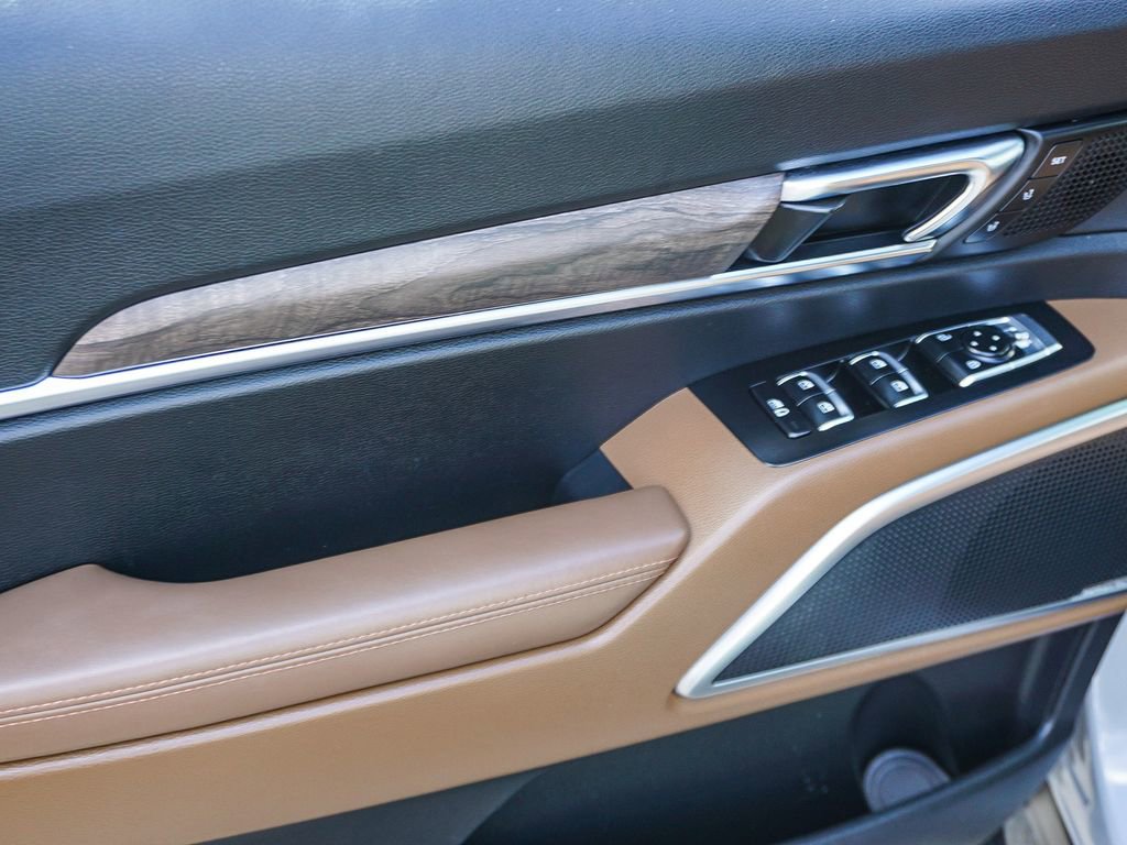 Used 2022 Kia Telluride SX w/ SX Prestige Package image 19