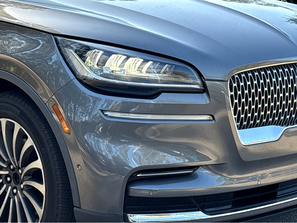 Used 2023 Lincoln Aviator Reserve w/ Equipment Group 201A image 32