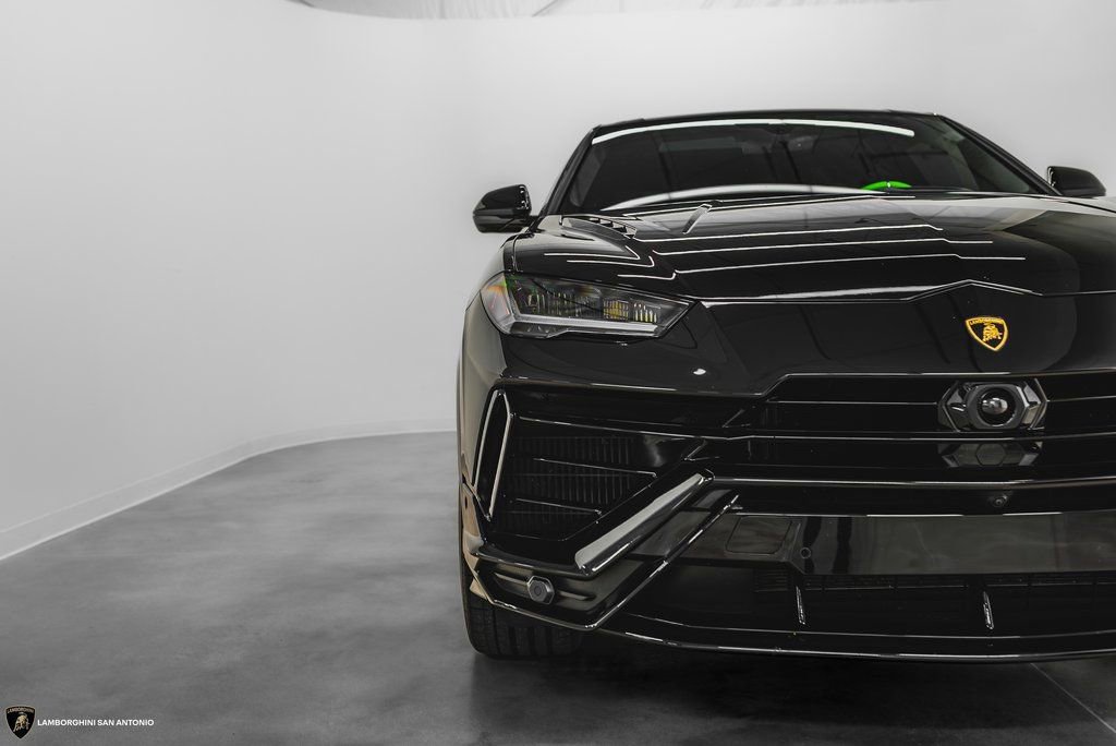 Used 2024 Lamborghini Urus S image 10