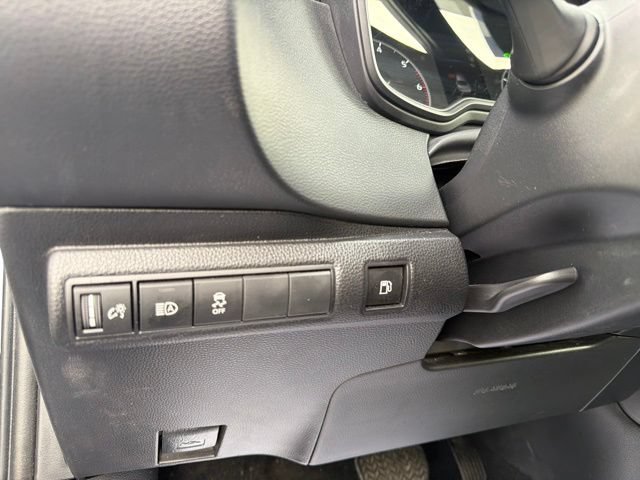Certified 2023 Toyota Corolla SE AWD/4WD image 19