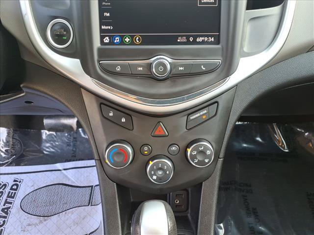 Used 2020 Chevrolet Sonic LT FWD image 27