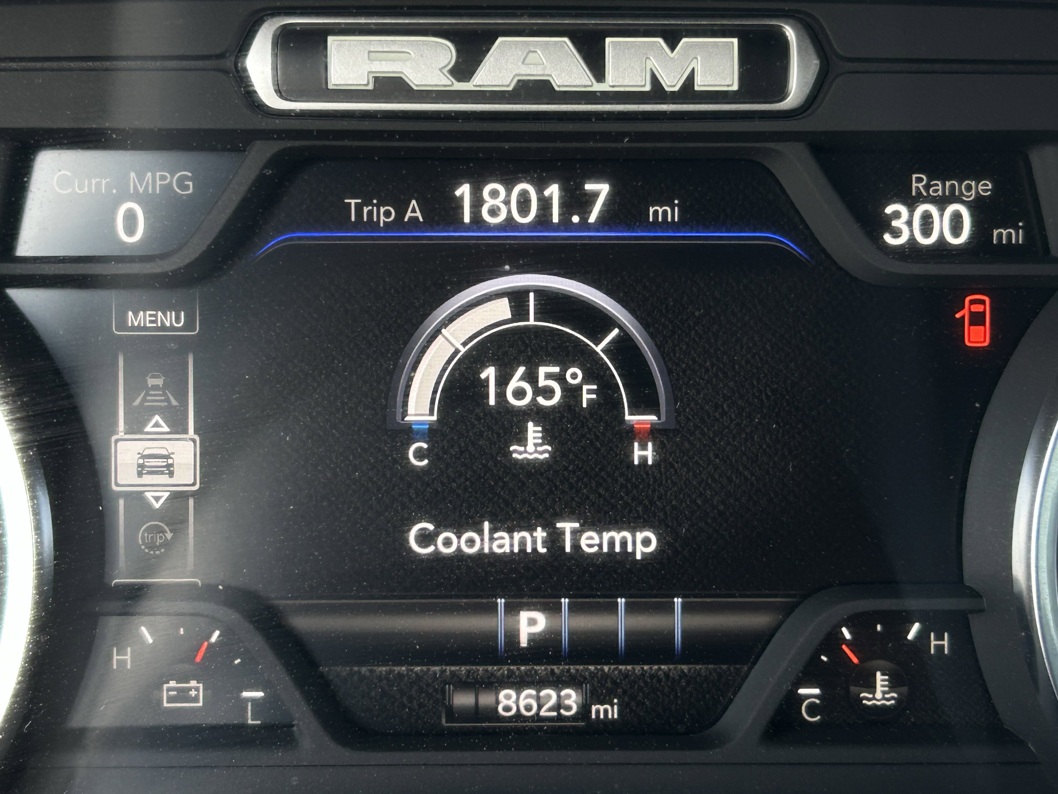 Used 2025 RAM 1500 Laramie AWD/4WD image 30