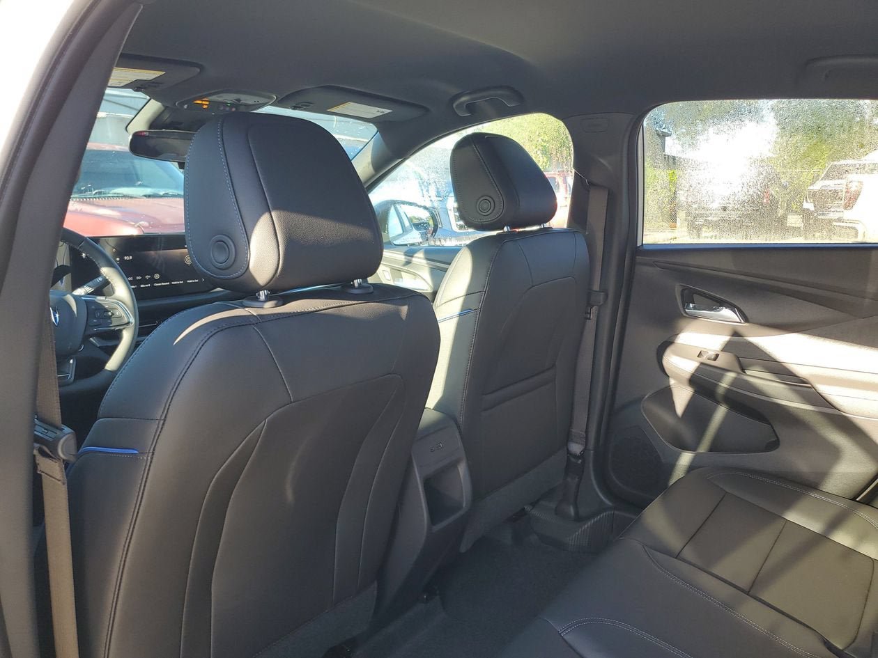 New 2026 Buick Envista Sport Touring w/ Convenience I Package FWD image 9