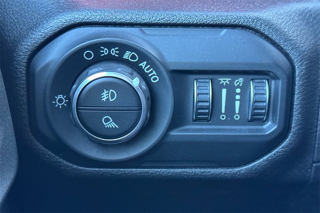 Used 2020 Jeep Gladiator Rubicon image 32