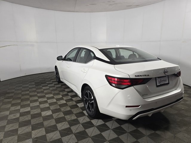 Used 2024 Nissan Sentra SV image 7