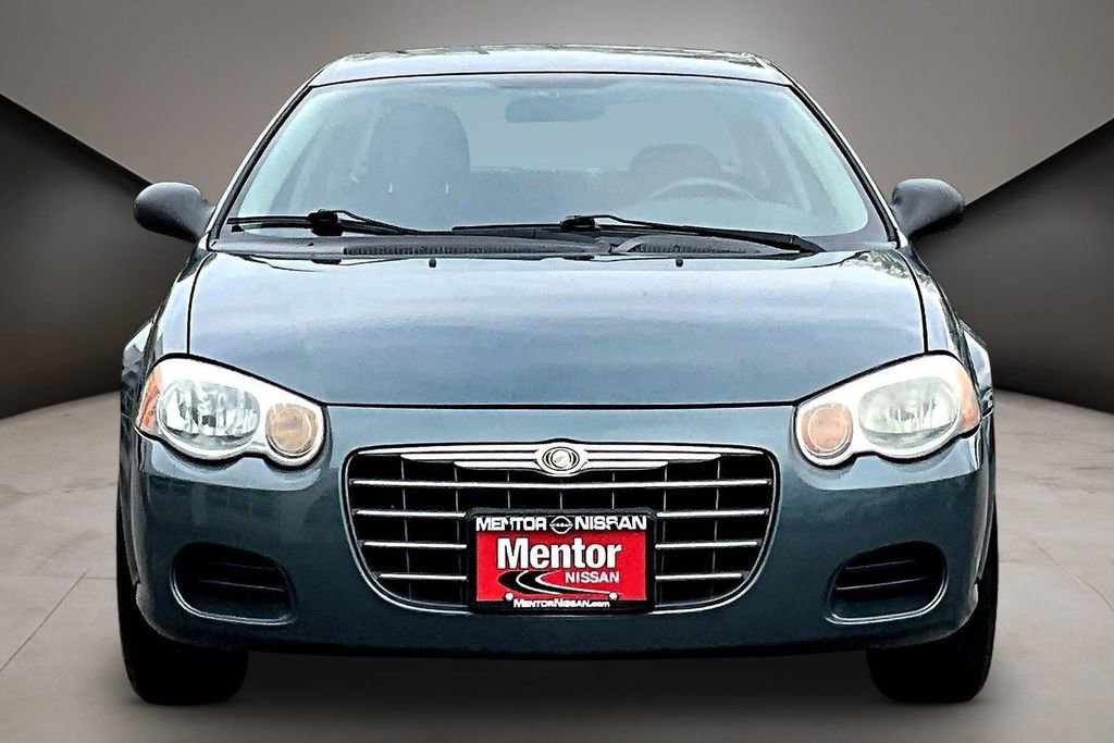 Used 2006 Chrysler Sebring Sedan FWD image 2