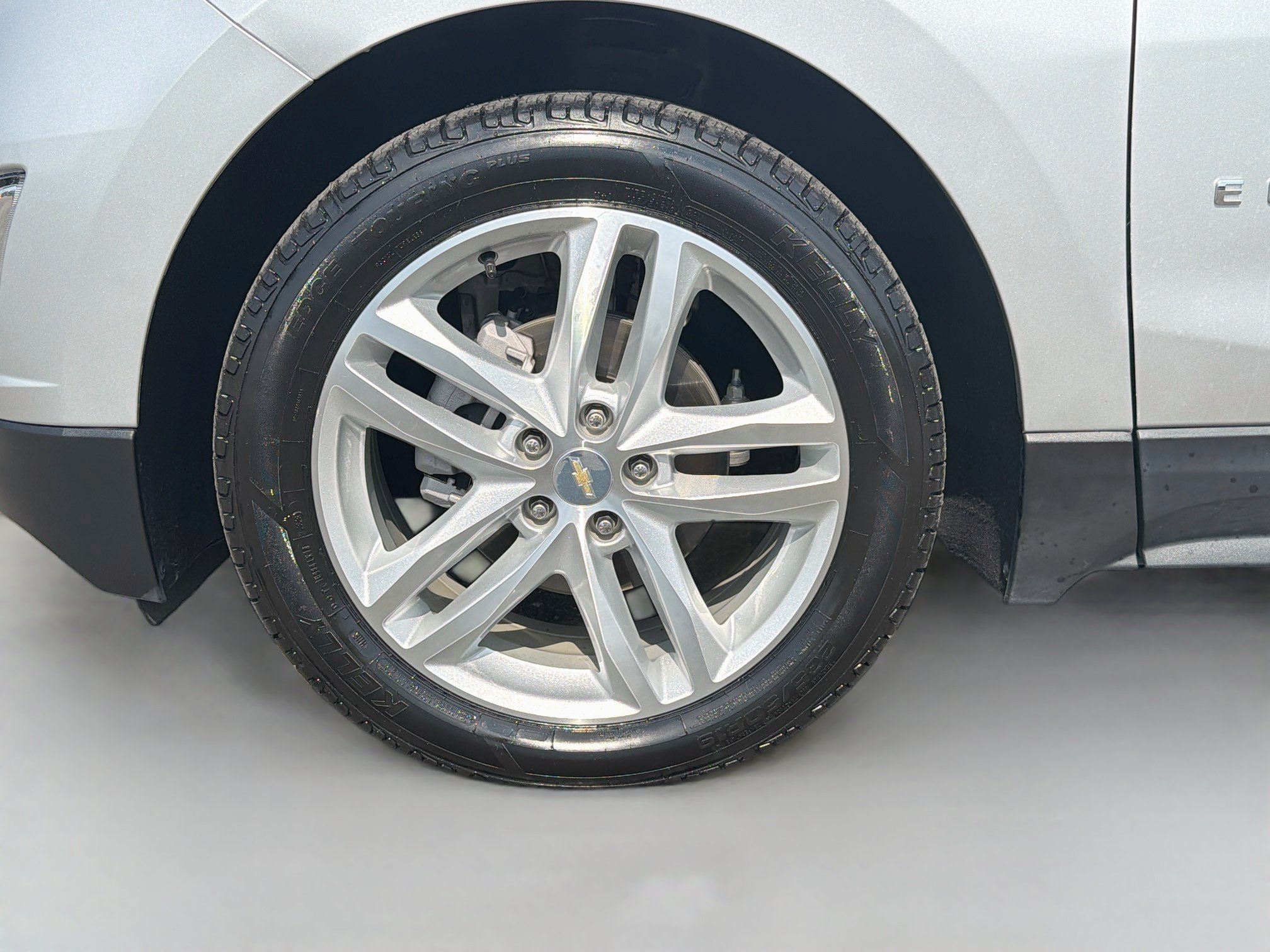 Used 2021 Chevrolet Equinox Premier FWD image 33