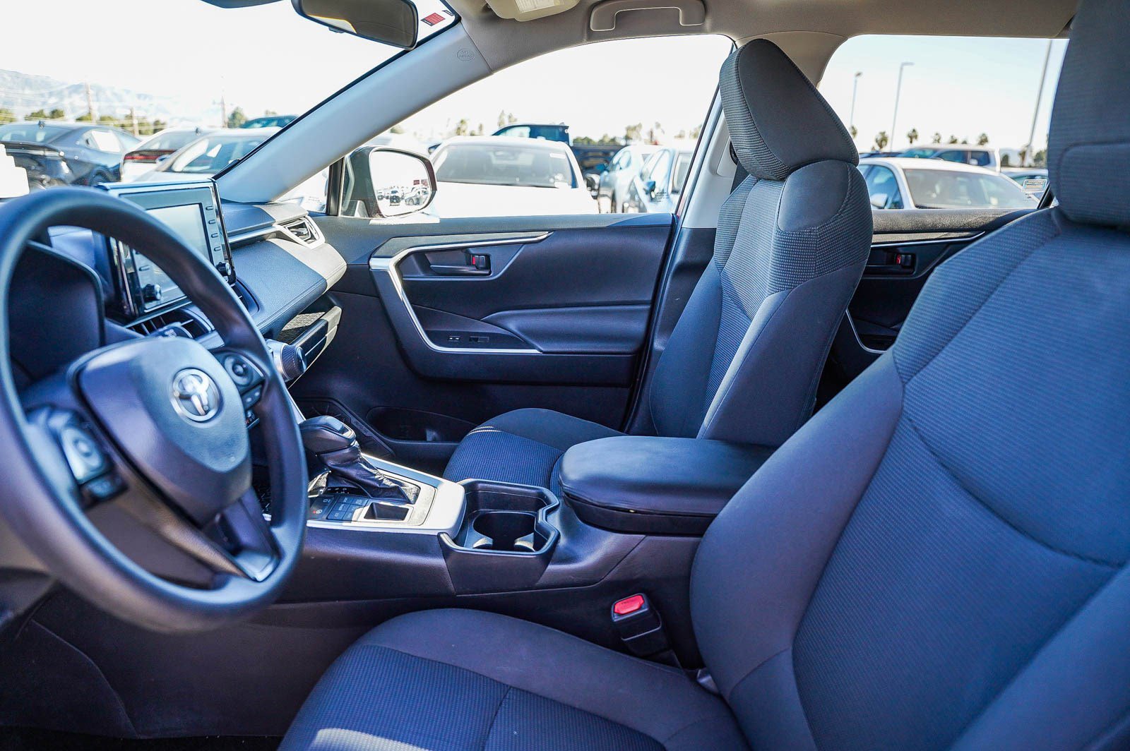 Certified 2020 Toyota RAV4 LE image 18