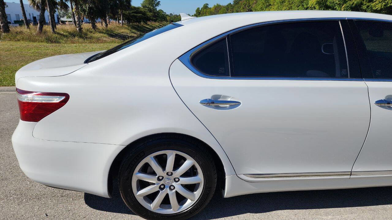 Used 2009 Lexus LS 460 L image 10