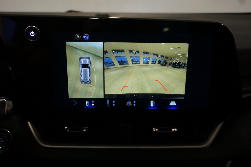 New 2026 Chevrolet Equinox LT w/ Convenience Package II image 18