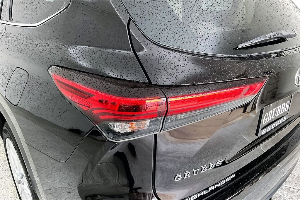 Used 2020 Toyota Highlander Limited FWD image 41