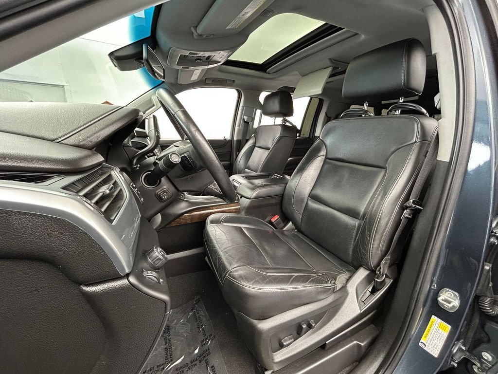 Used 2020 Chevrolet Suburban LT RWD image 10