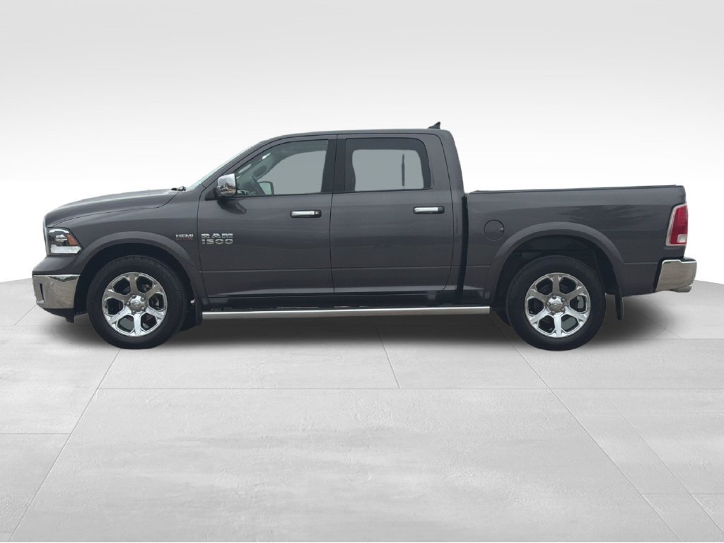 Used 2017 RAM 1500 Laramie w/ Convenience Group AWD/4WD image 26