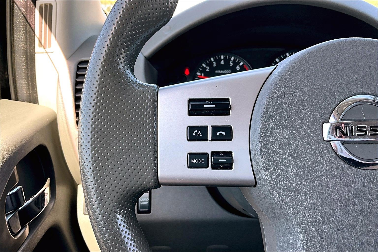 Used 2019 Nissan Frontier SV RWD image 18
