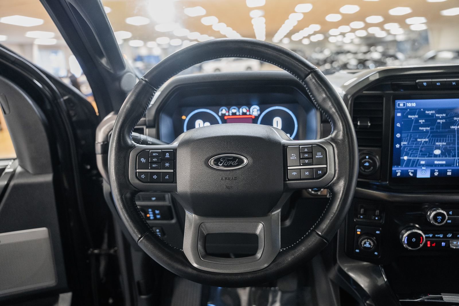 Certified 2023 Ford F150 Lariat w/ Equipment Group 502A High image 38