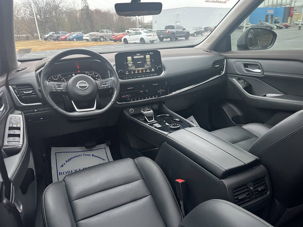 Used 2023 Nissan Rogue SL w/ SL Premium Package image 13
