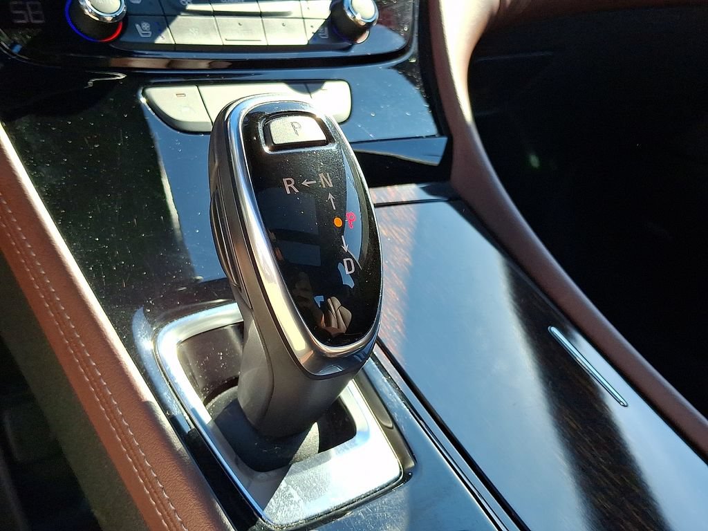 Used 2019 Buick LaCrosse Avenir FWD image 16