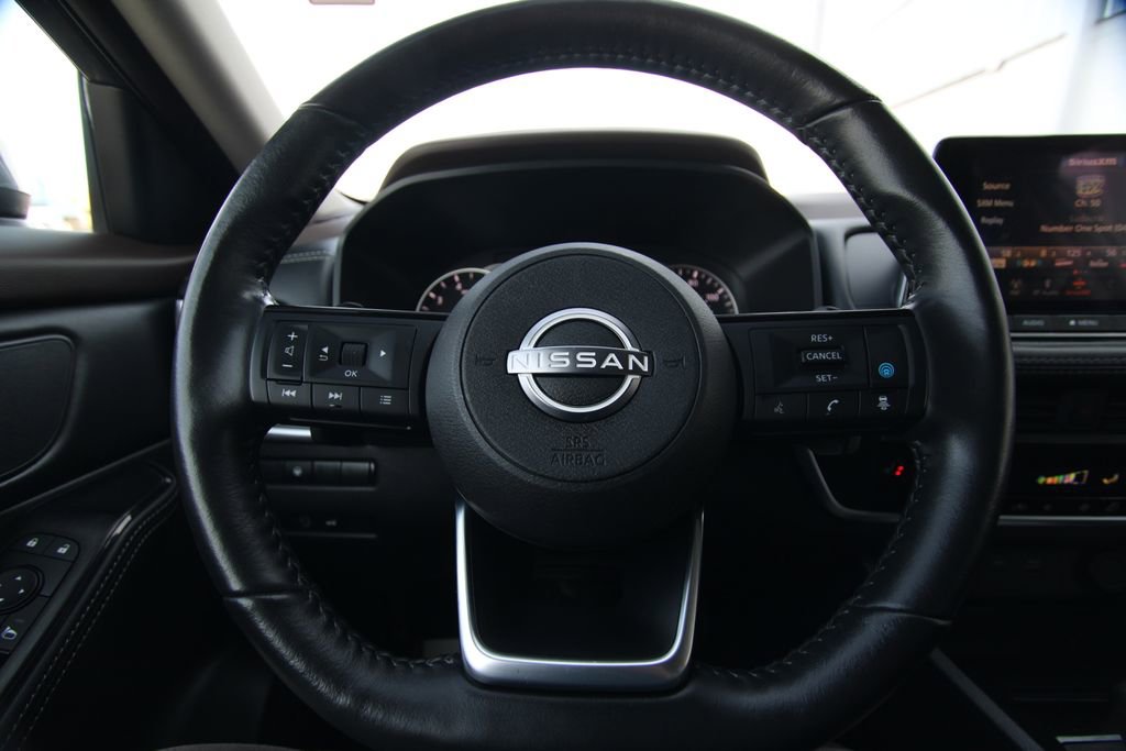 Used 2023 Nissan Rogue SV w/ SV Premium B Package AWD/4WD image 19