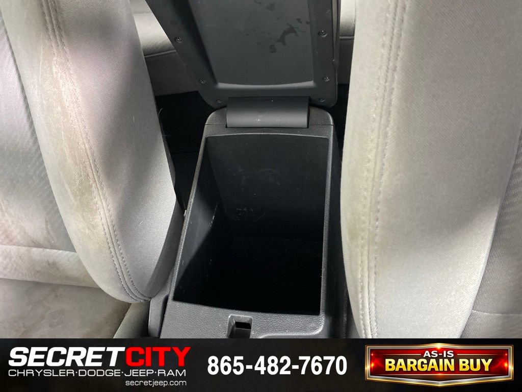 Used 2013 Hyundai Elantra GLS w/ Preferred Pkg FWD image 24