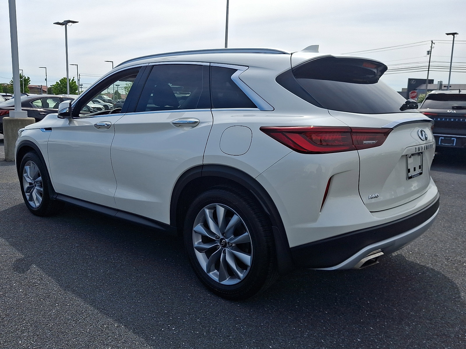 Used 2022 INFINITI QX50 Essential AWD/4WD image 4