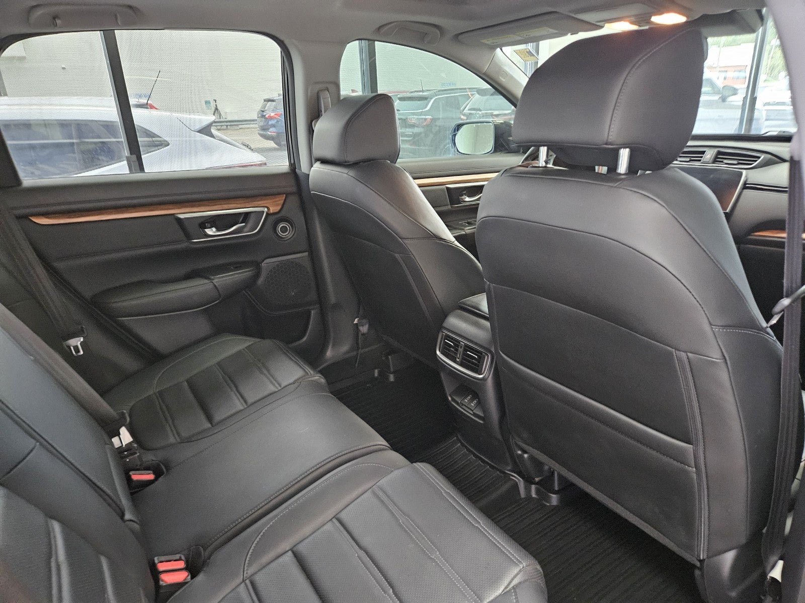 Used 2019 Honda CR-V Touring image 13