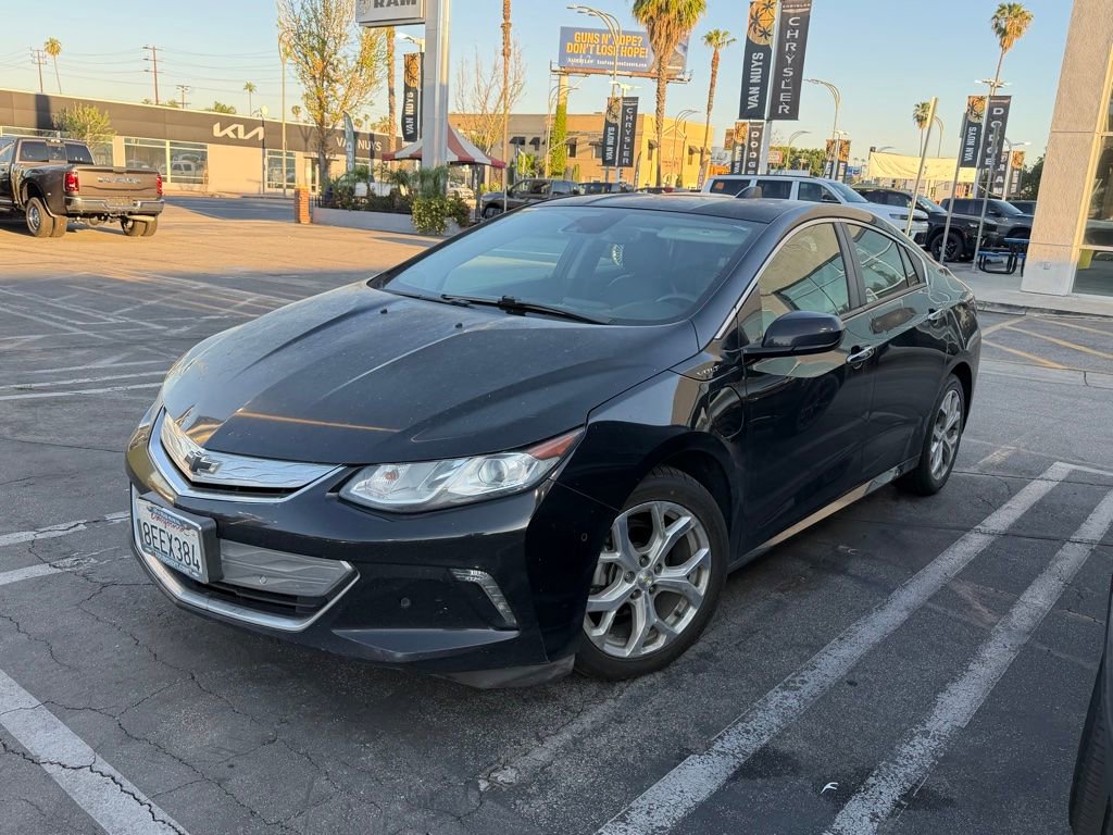 Used 2018 Chevrolet Volt Premier w/ Driver Confidence Package image 3