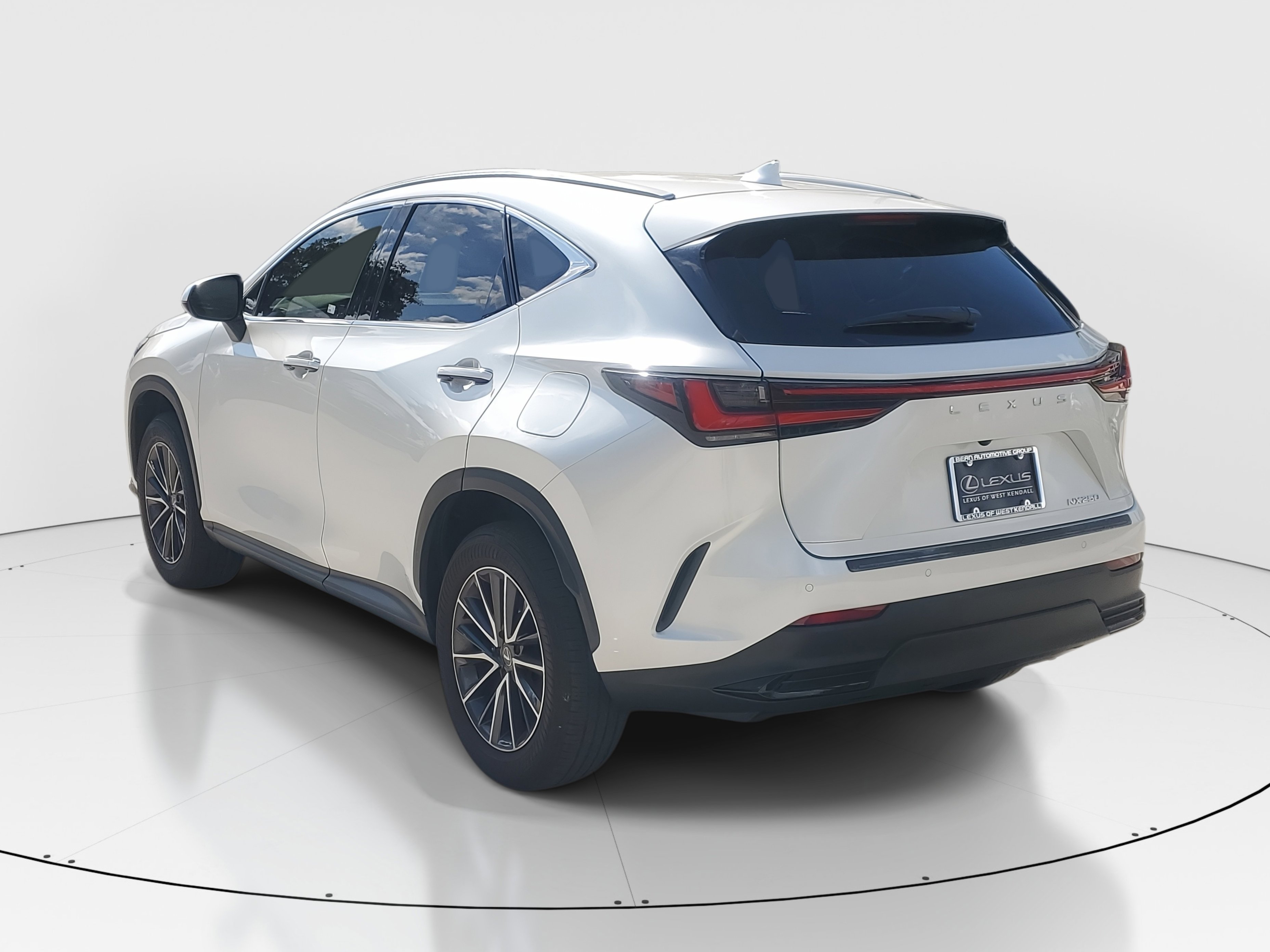 Used 2024 Lexus NX 250 NX 250 Premium image 7