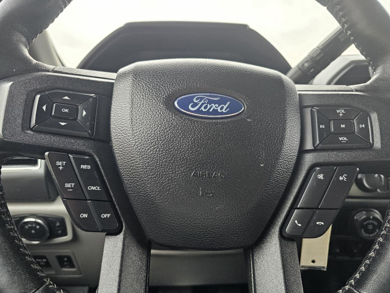 Used 2019 Ford F150 XLT w/ Equipment Group 301A Mid AWD/4WD image 8