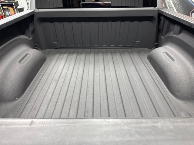 Used 2019 RAM 1500 Limited w/ Advanced Safety Group AWD/4WD image 21