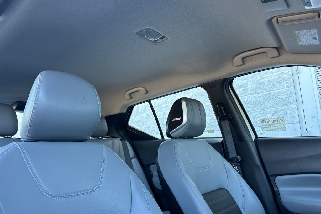 Certified 2024 Nissan Kicks SR w/ SR Premium Package FWD image 17