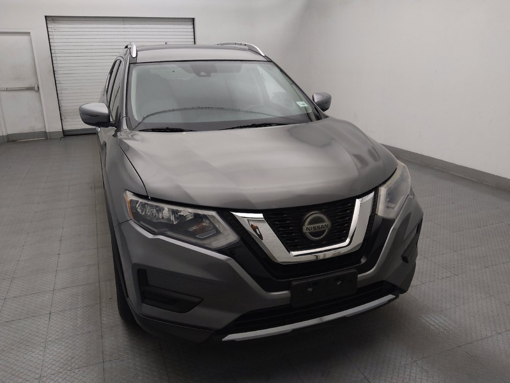 Used 2019 Nissan Rogue SV FWD image 14