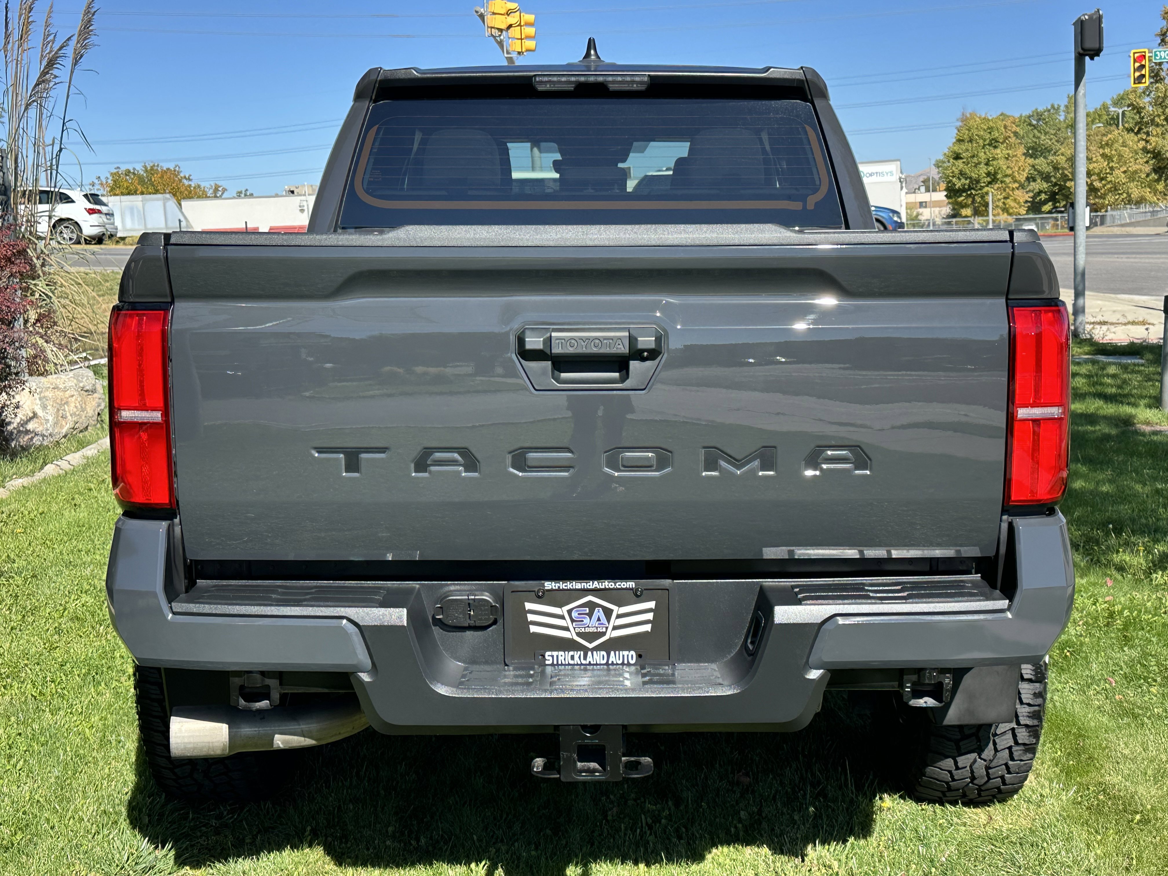 Used 2024 Toyota Tacoma SR5 image 8