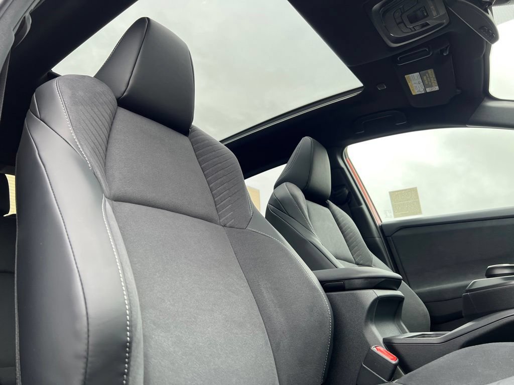 New 2026 Toyota C-HR AWD/4WD image 18