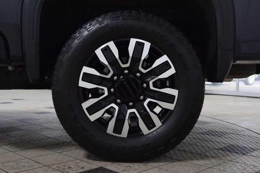 Used 2024 GMC Sierra 2500 Denali Ultimate image 29