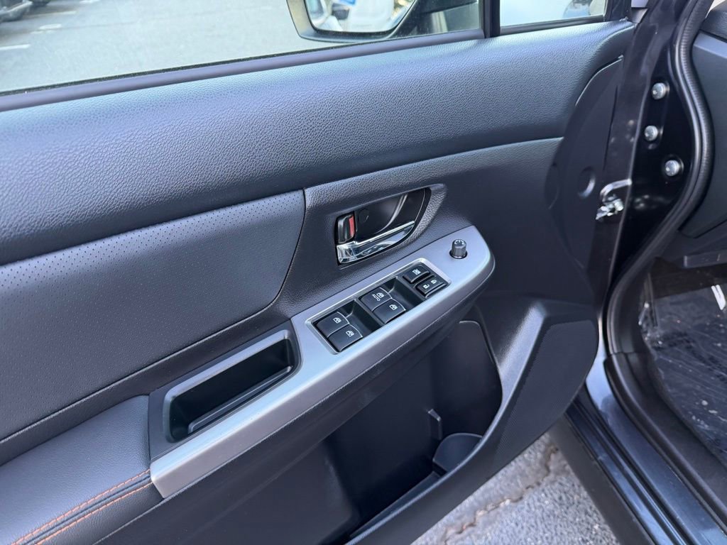 Used 2016 Subaru Crosstrek 2.0i Limited image 7