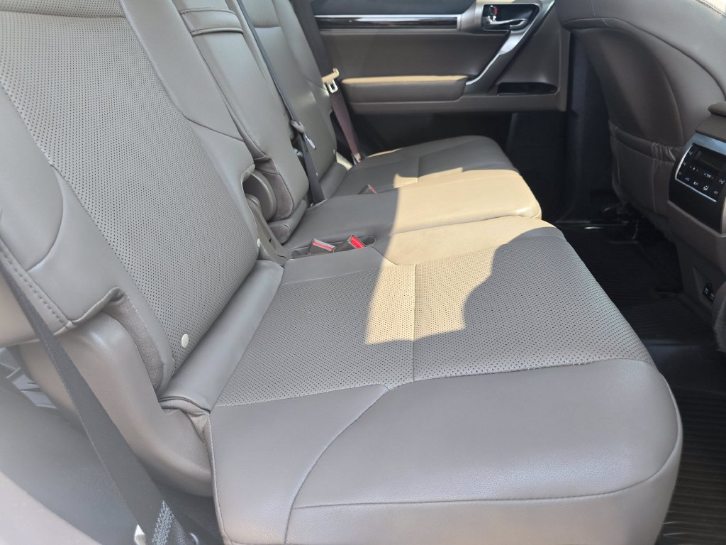 Used 2023 Lexus GX 460 Premium w/ Premium Package AWD/4WD image 14