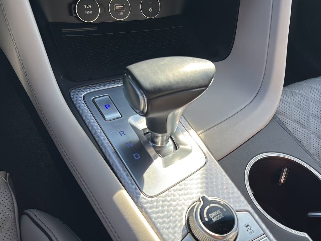 Used 2023 Genesis G70 3.3T w/ Sport Prestige Package image 34