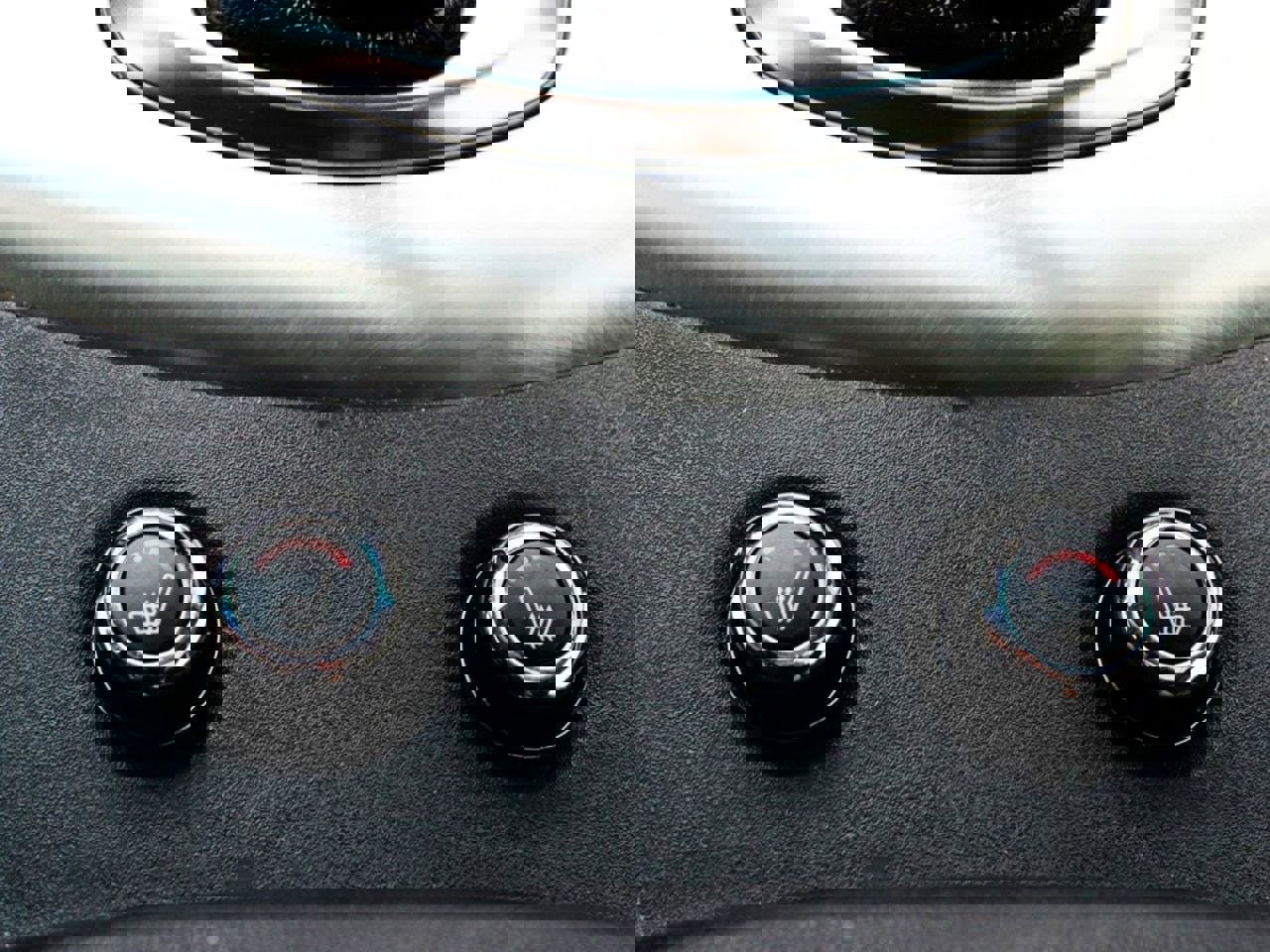 Used 2014 INFINITI Q60 Journey w/ Premium Package image 22