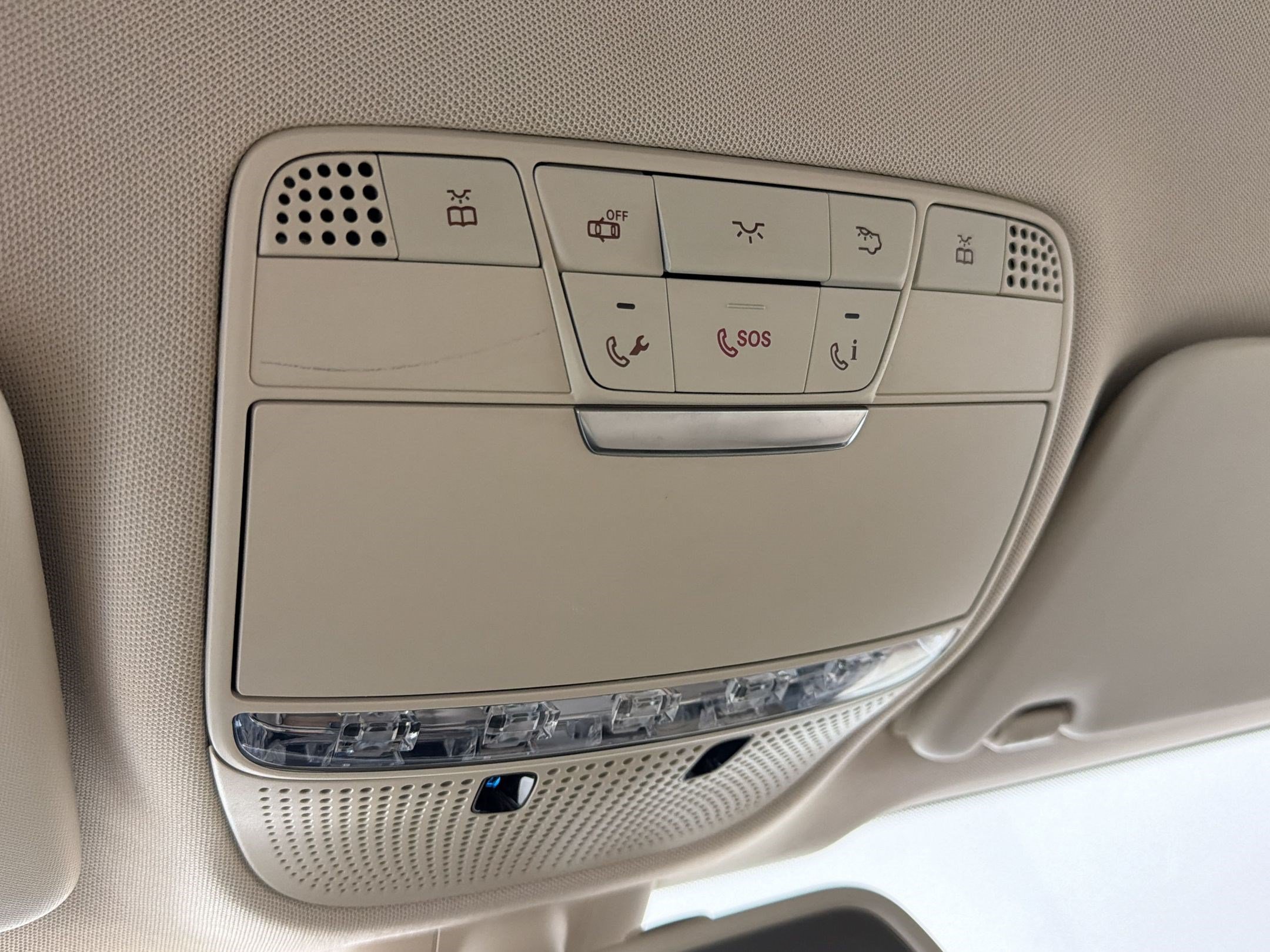 Used 2017 Mercedes-Benz GLC 300 image 29