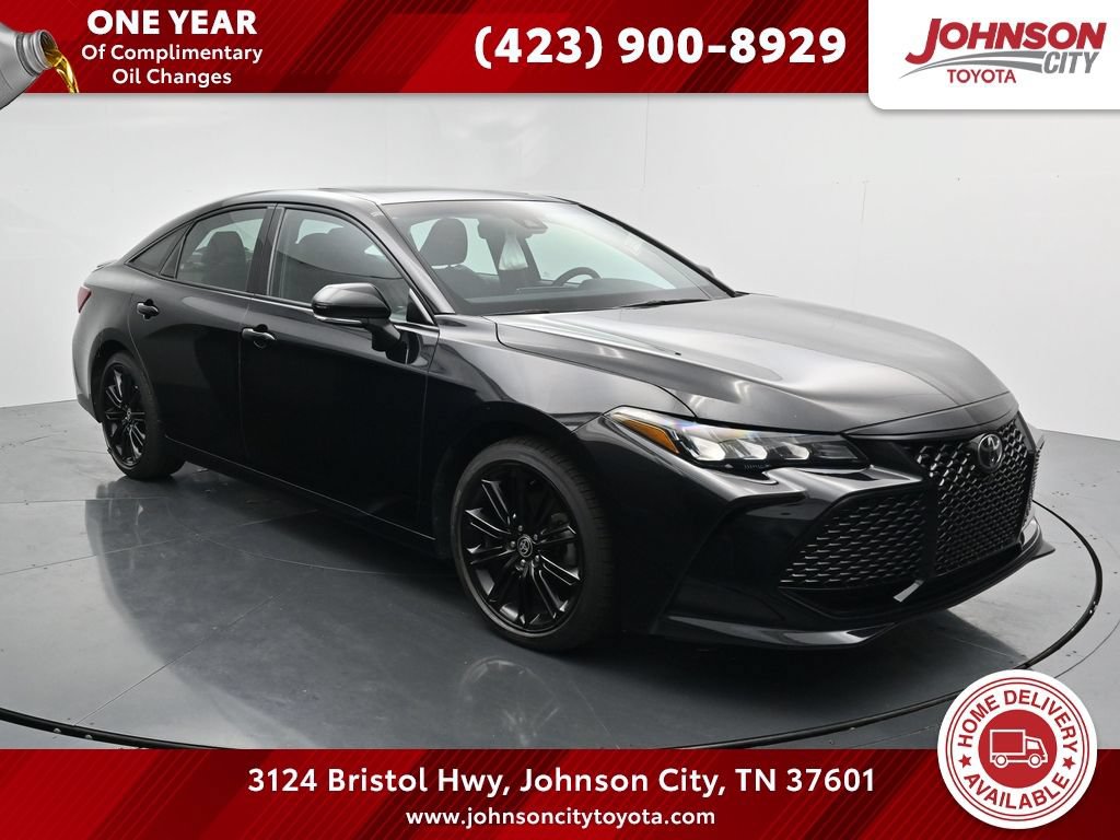 Used 2021 Toyota Avalon XSE FWD image 1