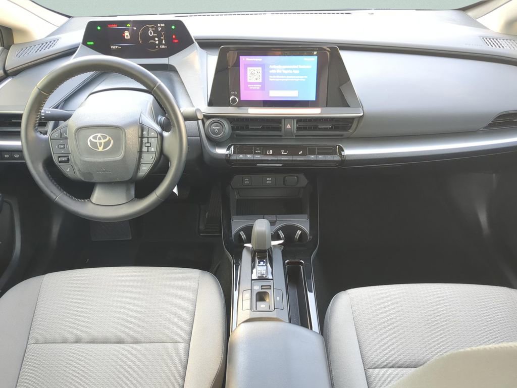 Used 2025 Toyota Prius LE FWD image 13