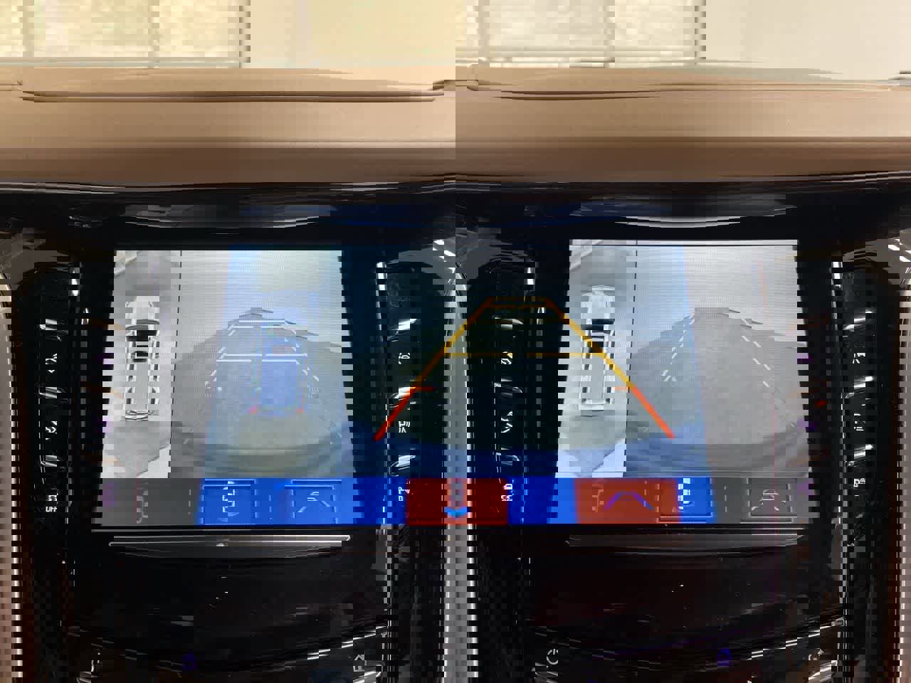 Used 2020 Cadillac Escalade Platinum image 26