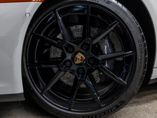 Certified 2025 Porsche 911 Carrera image 14