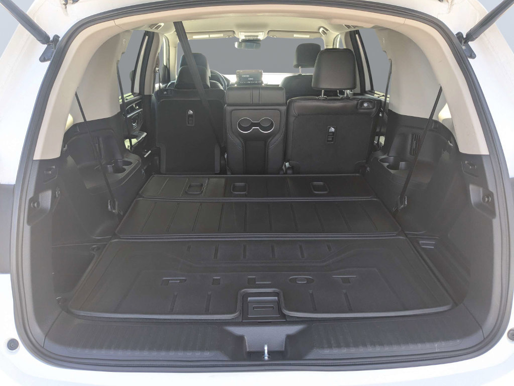 Used 2025 Honda Pilot EX-L image 17