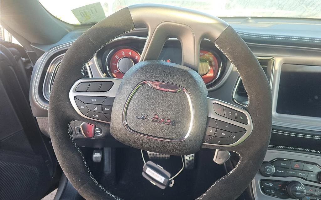 Used 2023 Dodge Challenger SRT Hellcat w/ Driver Convenience Group image 9